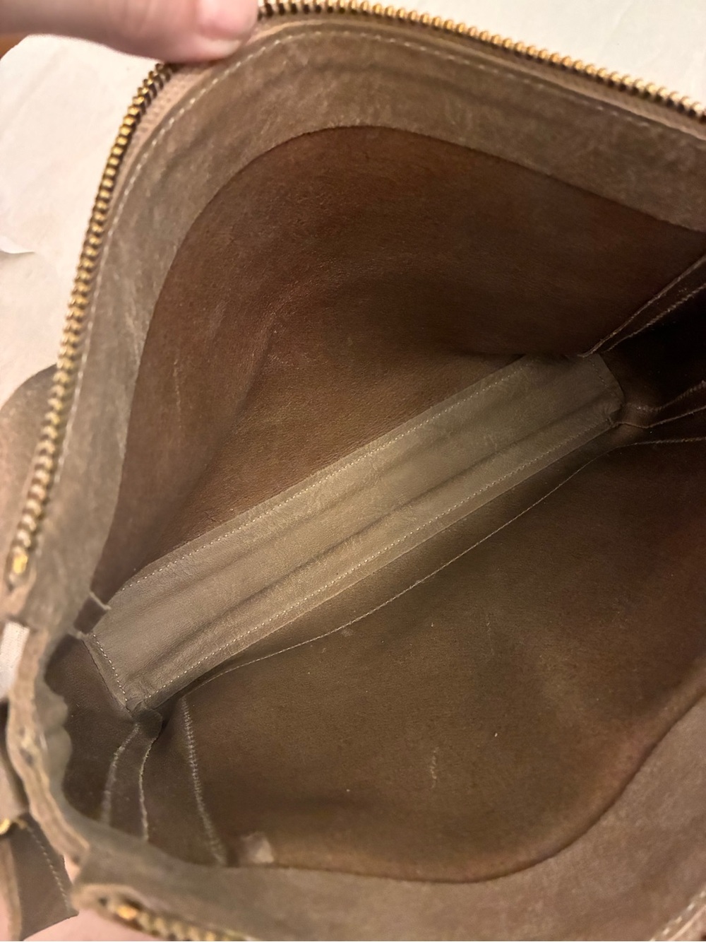 Roots Riverside Saddle Tribe Purse - Picture 4 of 10